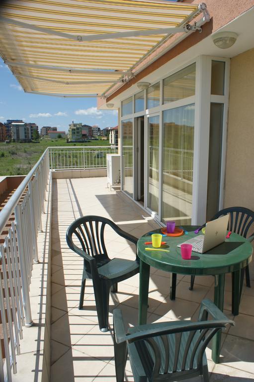 Pearl Sunshine Appartments Primorsko Rum bild