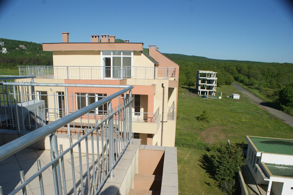 Pearl Sunshine Appartments Primorsko Exteriör bild